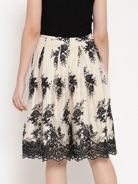 Forever21 black and cream tulle and lace skirt